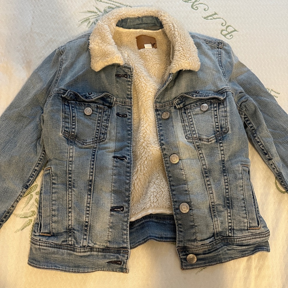 American Eagle women’s jacket!